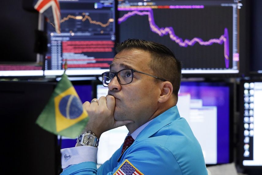 El especialista Paul Cosentino en la Bolsa de Valores de Nueva York, el lunes 5 de agosto de 2019.