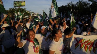 Manifestantes protestan en apoyo del encarcelado líder de oposición y gobernador de Santa Cruz, Luis Fernando Camacho, en Santa Cruz, Bolivia, el jueves 5 de enero de 2023.&nbsp;