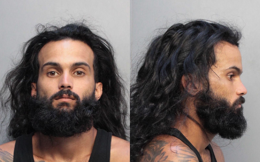 Dennys Llopiz, de 27 años, está acusado de asesinato en primer grado.&nbsp;