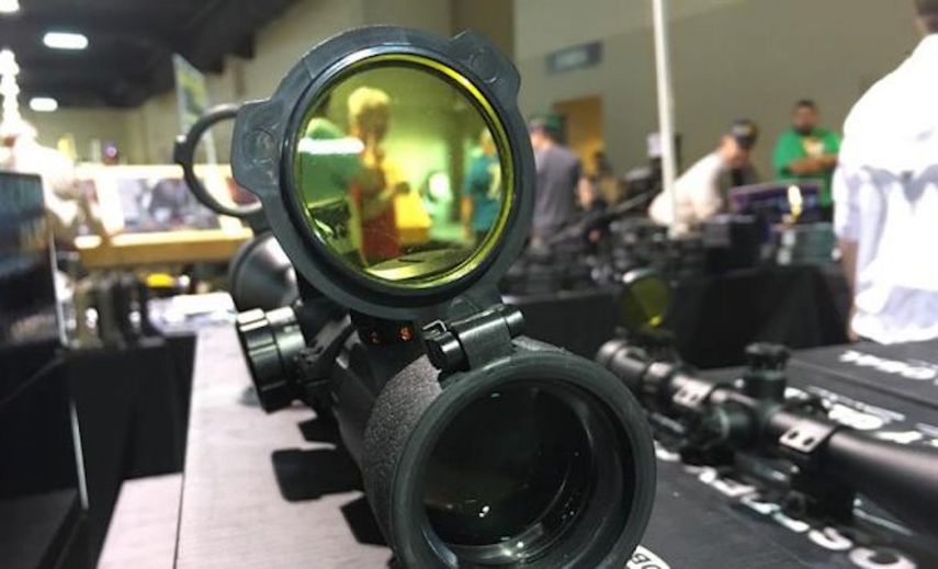 La feria de armas se desarrolló sin tocar el tema político.&nbsp;