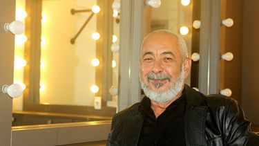 El escritor y periodista cubano Leonardo Padura cree que Trump es presidente porque frente a él había una candidata que era una mujer. 