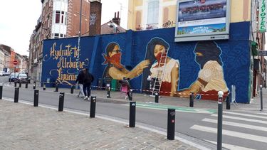 El mural del colectivo de artistas mexicanos Tlacolulokos, invitados en el&nbsp;festival&nbsp;El&nbsp;Dorado de la ciudad francesa de Lille, al norte del país.