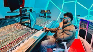 El productor e ingeniero de sonido Code CSD.