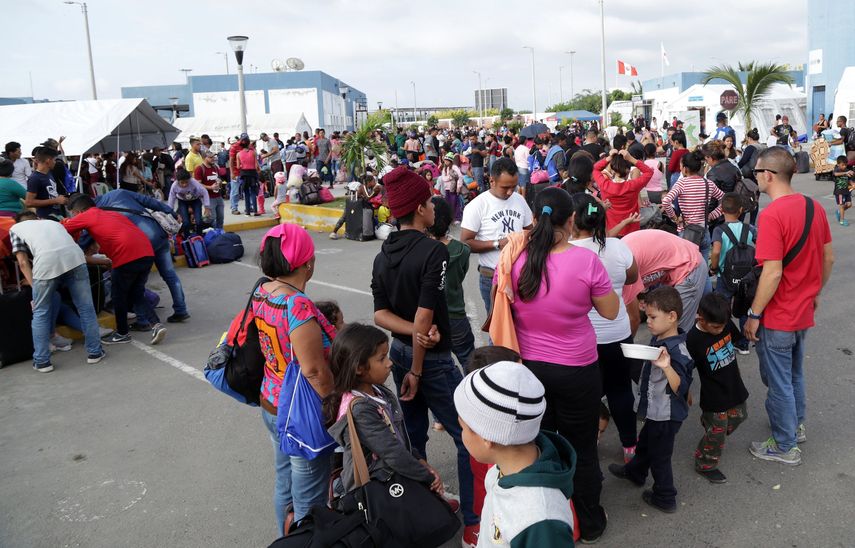 Sólo el jueves 13 de junio de 2019, 5.849 venezolanos cruzaron la frontera, un aumento de alrededor de entre 1.500 y 2.000 venezolanos por día en los meses anteriores, según la oficina de inmigración de Perú.&nbsp;
