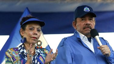Foto tomada el 5 de septiembre del 2018 del dictador de Nicaragua Daniel Ortega y su esposa, Rosario Murillo, en Managua. 