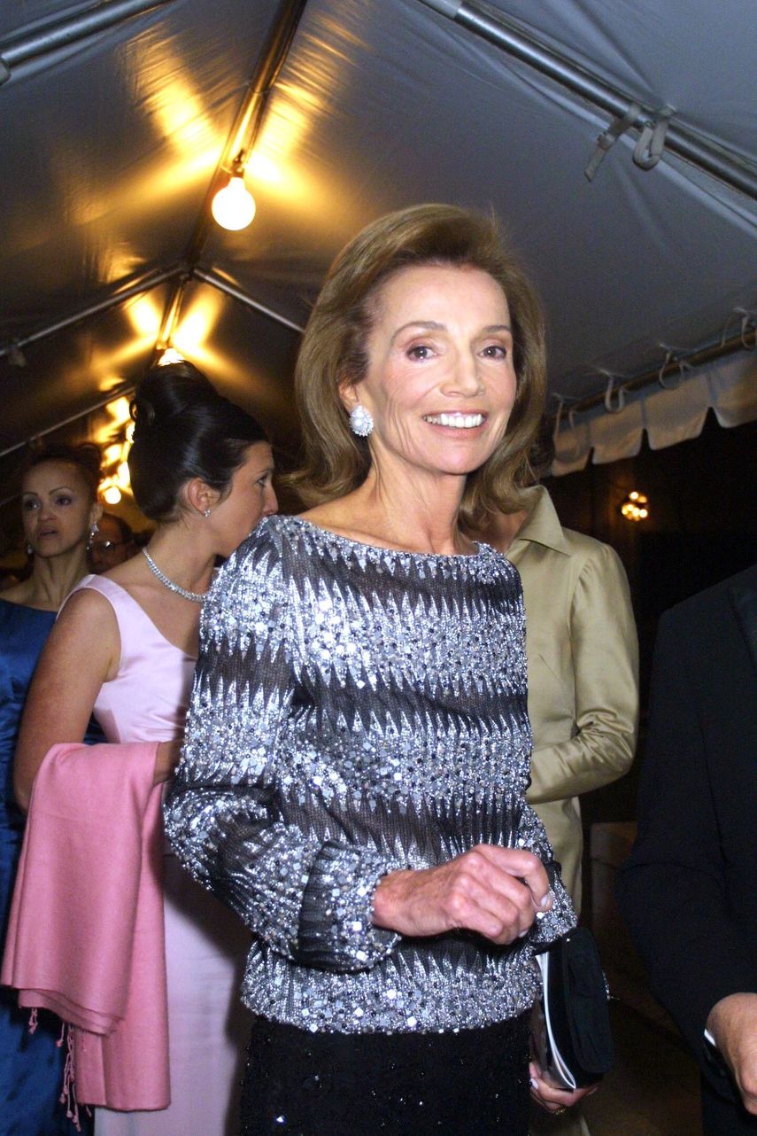 La escritora, actriz e icono de la moda Caroline Lee Radziwill.