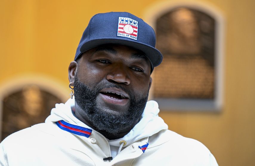 David Ortiz habla con reporteros en una conferencia de prensa, el lunes 2 de mayo de 2022, en Cooperstown, Nueva York.&nbsp;