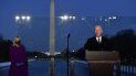 La primera dama entrante Jill Biden, y el presidente electo Joe Biden, rindió este martes homenaje a los 400.000 fallecidos por COVOD-19. La primera dama entrante Jill Biden, y el presidente electo Joe Biden, rindió este martes homenaje a los 400.000 fallecidos por COVOD-19.