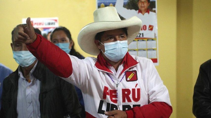 El candidato presidencial del partido Perú Libre, Pedro Castillo, habla durante una conferencia en Chota, Perú, el miércoles 14 de abril de 2021. Castillo, un maestro rural, se enfrentará a la candidata Keiko Fujimori en la segunda vuelta de las elecciones presidenciales del 6 de junio.