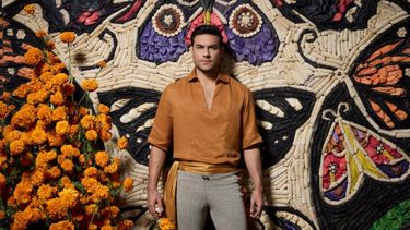 El cantante mexicano Carlos Rivera lanza su nuevo EP Vida…, una obra que celebra la tradición mexicana del Día de Muertos como un acto de amor y gratitud