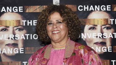 La actriz y dramaturga Anna Deavere Smith.