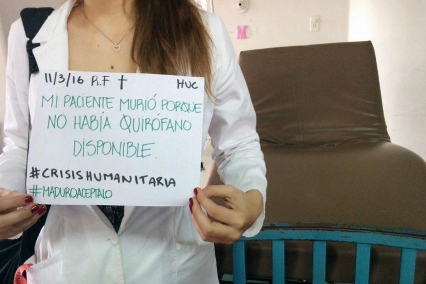 A través de fotografías se evidencia la crisis que atraviesan los centros de salud en Venezuela (CORTESÍA)