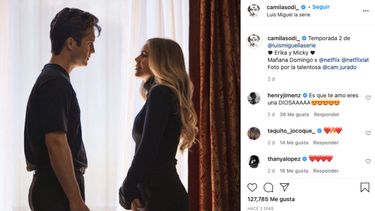 Diego Boneta y Camila Sodi en la piel de sus personajes de Luis Miguel La serie.