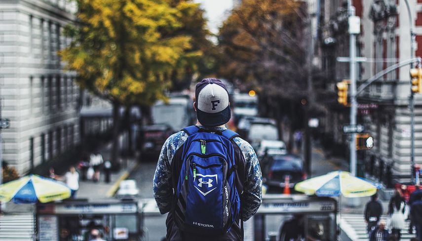 Datos señalan que quienes conforman las llamadas generaciones Millenials y Z emigran paulatinamente a otras ciudades.