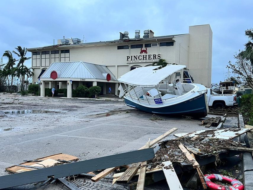 Una embarcación fue arrastrada por el agua&nbsp; &nbsp;