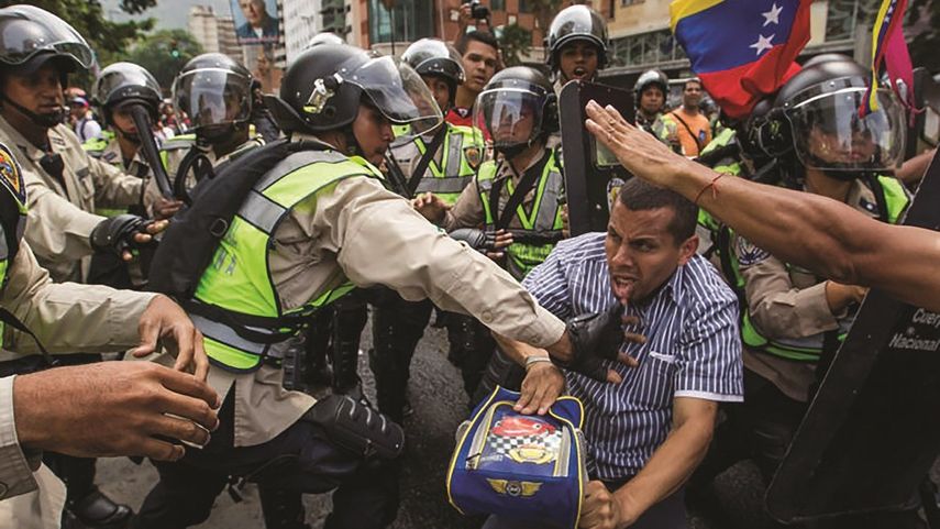 La actuación de los cuerpos de seguridad del Estado venezolano durante las protestas ciudadanas ha sido cuestionada.