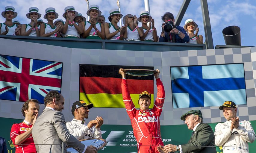 Vettel le dio la primera alegría de la temporada a la escudería Ferrari.