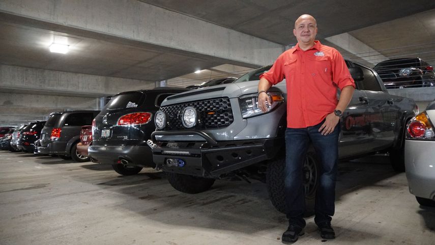 Luis Vasallo, creador&nbsp;de Overlanders Xperience, una novedosa forma de rally de coches 4X4&nbsp;y motos en el que se combina la aventura, la emoción, el cuidado del medio ambiente y la unidad de la familia.