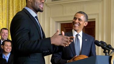 Obama disfrutó el séptimo encuentro junto a su familia. (EFE)