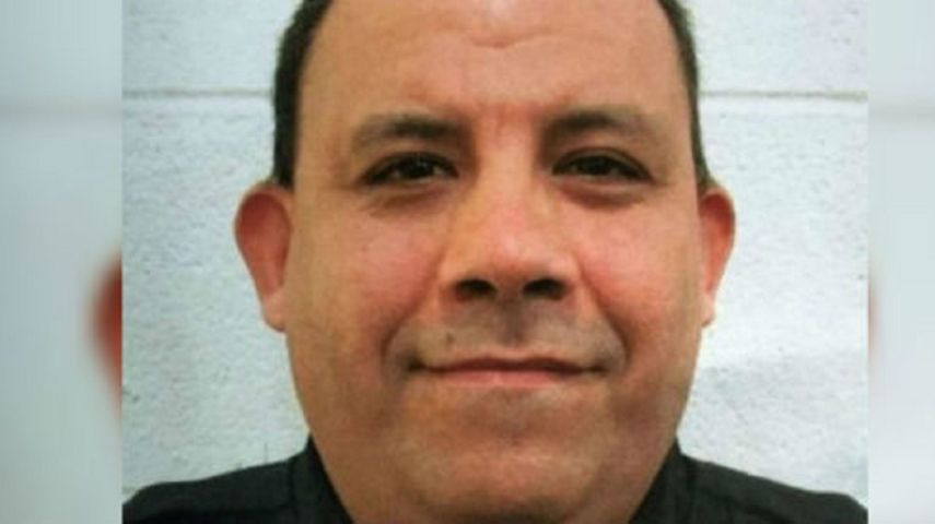 José Nuñez de 47 años, con&nbsp;10 años de antigüedad en la Comisaría del Condado Bexar, fue detenido por los cargos de abuso sexual agravado&nbsp;