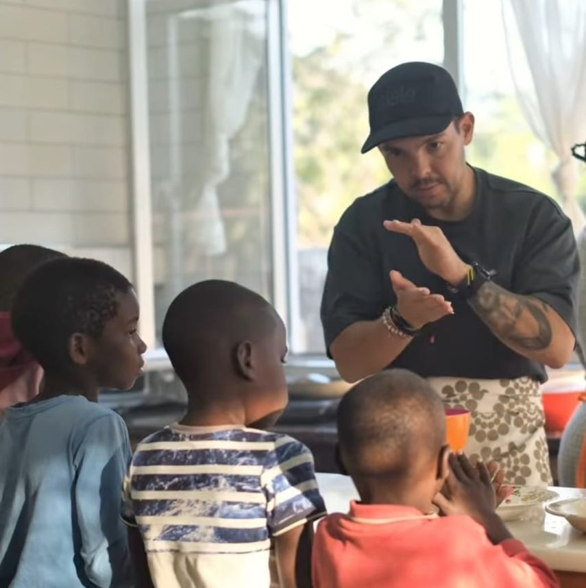 Las arepas tocan las manos del mundo entero, se indicó en el video del fotógrafo Jonathan Jarrin Paludi, mejor conocido como Petit Road, en Mozambique.