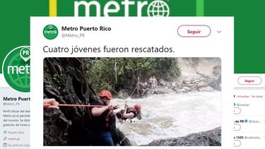 Captura de pantalla de la cuenta de Twitter del diario Metro Puerto Rico donde aparece una foto del rescate de los cuatro turistas en el río Gozalandia.