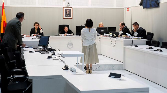 Hace unas semanas la sección tercera diera luz verde a entregar a Venezuela a Claudia Patricia Guillén&nbsp;(esposa de&nbsp;Adrián Velásquez Figueroa)&nbsp;quien recurrió la decisión alegando peligro para su vida.