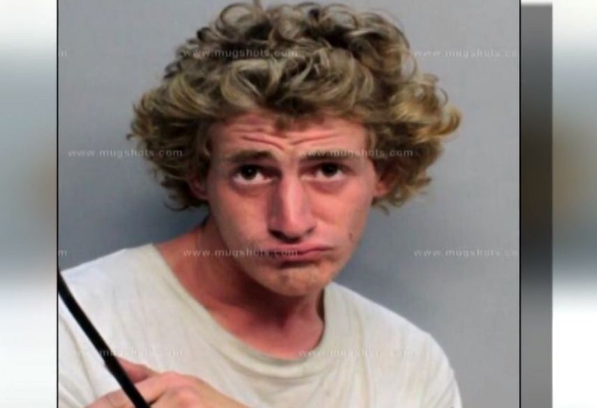 ASESINO ESTUDIANTE 1 .jpg