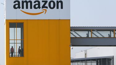 Investigan si Amazon usa datos de vendedores para crear productos propios