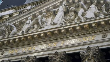 Fachada de la sede de Wall Street.