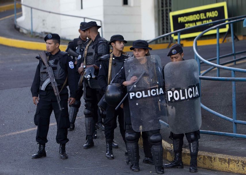 Miembros de la policía antidisturbios del régimen de Daniel Ortega. 