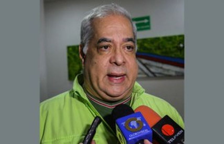 Palmeri-Bacchi asume los cargos de obstrucción a la Justicia, lavado de dinero y extorsión, de los que se había declarado inocente tras su detención el 18 de julio del 2014 pasado en el Aeropuerto Internacional de Miami. 