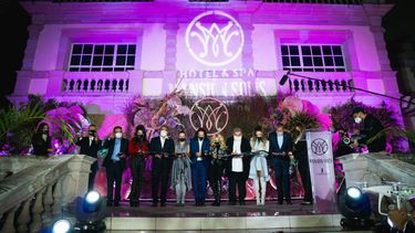 Marco Antonio Solís inaugura hotel Mansión Solís by Hotsson