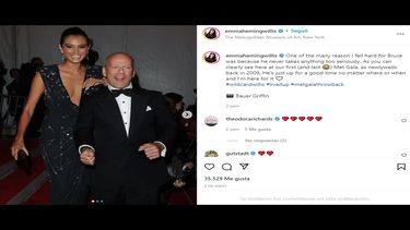 Bruce Willis junto a su esposa, Emma Heming.