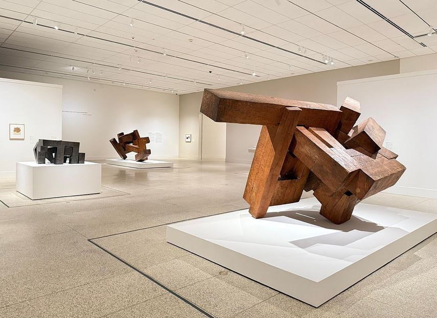 Vista de la exposición Eduardo Chillida: Convergence.En el Museo de Arte de San Diego. &nbsp; &nbsp;