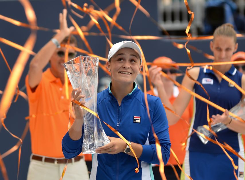 Ashleigh Barty se convirtió en la primera australiana en conquistar el Miami Open, la tarde del sábado en el Hard Rock Stadium.&nbsp;