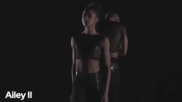 Puesta en escena de la compañía Alvin Ailey American Dance Theatre.