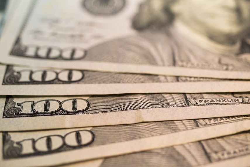 El nuevo paquete de ayuda económica es de 900.000 millones de dólares.