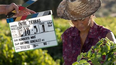 Inicia en España rodaje de la nueva serie Entre Tierras, con Megan Montaner. 