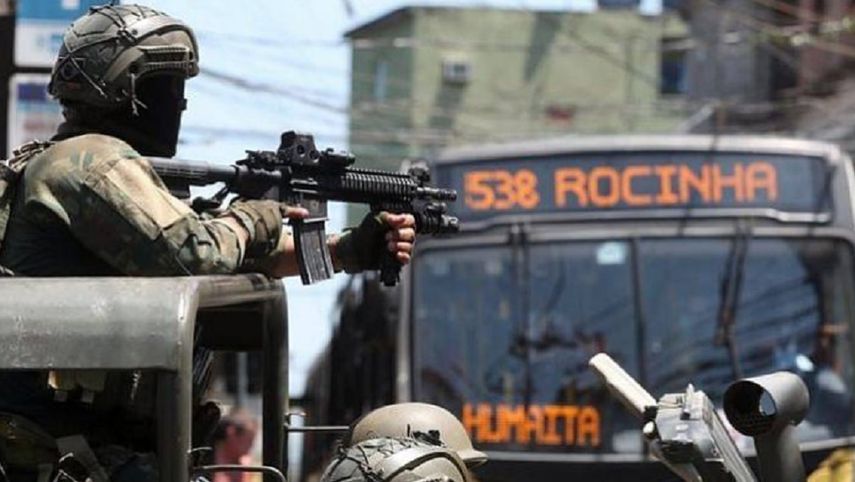 La Policía Militar ya identificó la autoría y está adoptando procedimientos preliminares de investigación sobre los agentes envueltos en el caso de la turista en Rocinha.