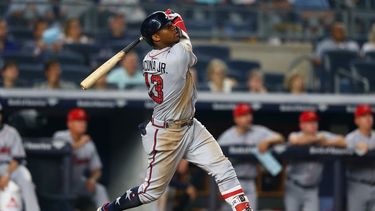 Fue el primer enfrentamiento entre los dos equipos desde el 15 de agosto, cuando el abridor dominicano de Miami, José Ureña, se ganó una suspensión de seis encuentros luego de golpear a Acuña con su primer y único lanzamiento.