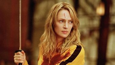 En las dos primeras pel&iacute;culas, Thurman interpreta a La Novia, una mujer que se despierta de un coma con la misi&oacute;n de destruir a los asesinos que la traicionaron.