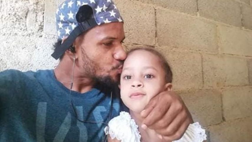 El rapero cubano Maykel Castillo se enfrenta a nuevas amenazas del r&eacute;gimen castrista.