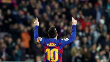 El argentino Lionel Messi festeja despu&eacute;s de anotar el segundo gol del Barcelona en el partido por La Liga espa&ntilde;ola frente al Barcelona, en el Camp Nou de Barcelona, el s&aacute;bado 7 de diciembre de 2019