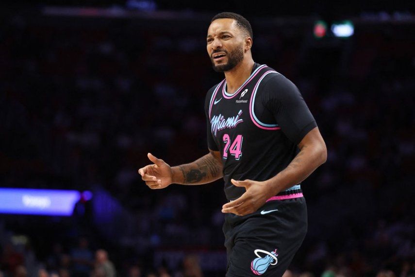 Norman Powell, del Heat de Miami, reacciona durante el primer cuarto de un partido, el 6 de diciembre de 2025.