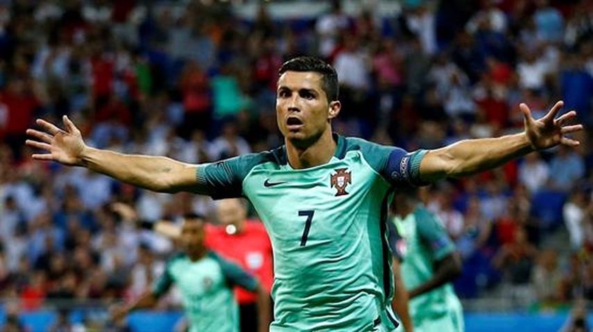Cristiano empató a Michel Platini como el jugador que más goles ha marcado en la historia de la Eurocopa. (EFE)