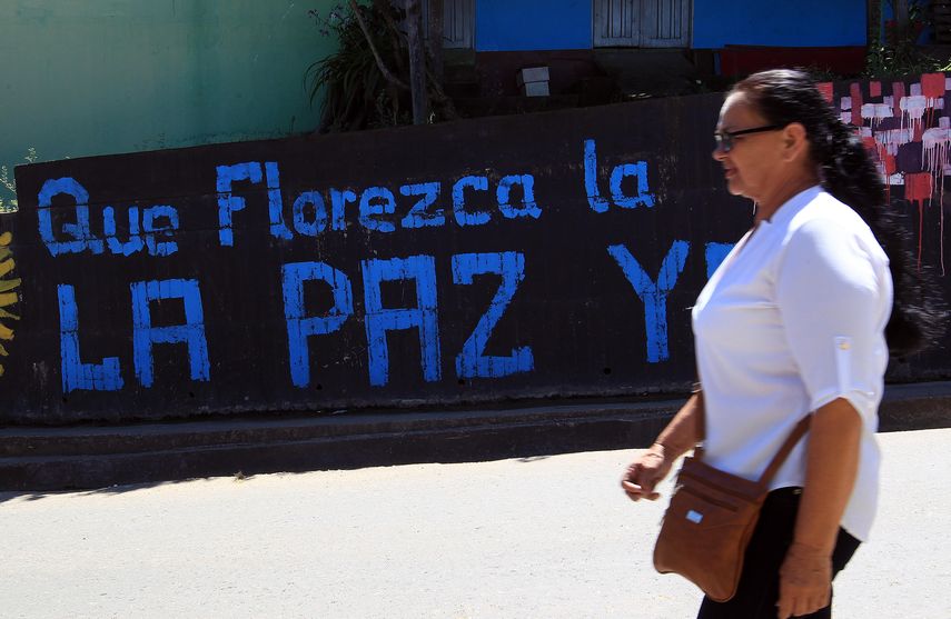 mural pintado en Colombia referente al proceso de paz que vive el país