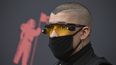En esta foto del 26 de agosto de 2019, Bad Bunny llega a la ceremonia de los Premios MTV a los Videos Musicales en Newark, Nueva Jersey. El reguetonero ofreció el domingo 20 de septiembre un concierto virtual. En esta foto del 26 de agosto de 2019, Bad Bunny llega a la ceremonia de los Premios MTV a los Videos Musicales en Newark, Nueva Jersey. El reguetonero ofreció el domingo 20 de septiembre un concierto virtual.
