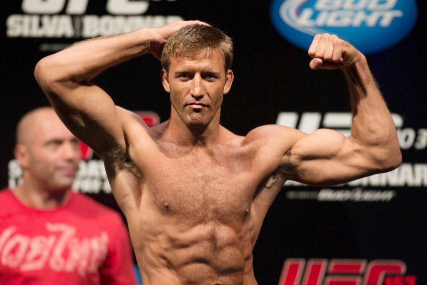 En foto del 12 de octubre del 2012, el peleador Stephan Bonnar posa previo a un combate de la UFC en Río de Janeiro. El domingo 25 de diciembre del 2022, anuncian el fallecimiento de Bonnar a los 45 años.