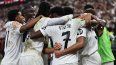 Jugadores del Real Madrid celebran luego del primer gol del equipo ante el Mallorca, el 9 de enero de 2025.